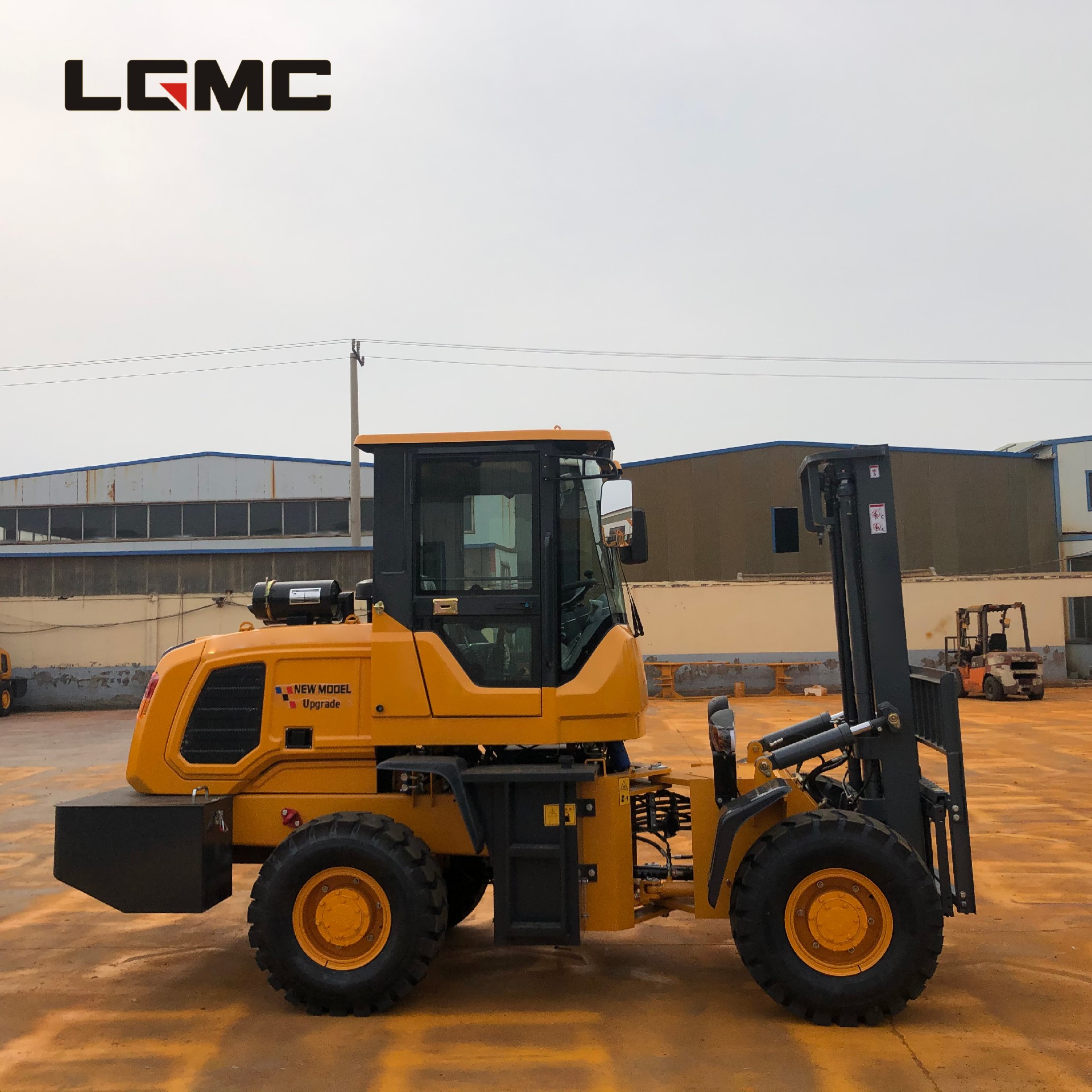 LC30F宽视野WFOV  OFF-ROAD FORKLIFT