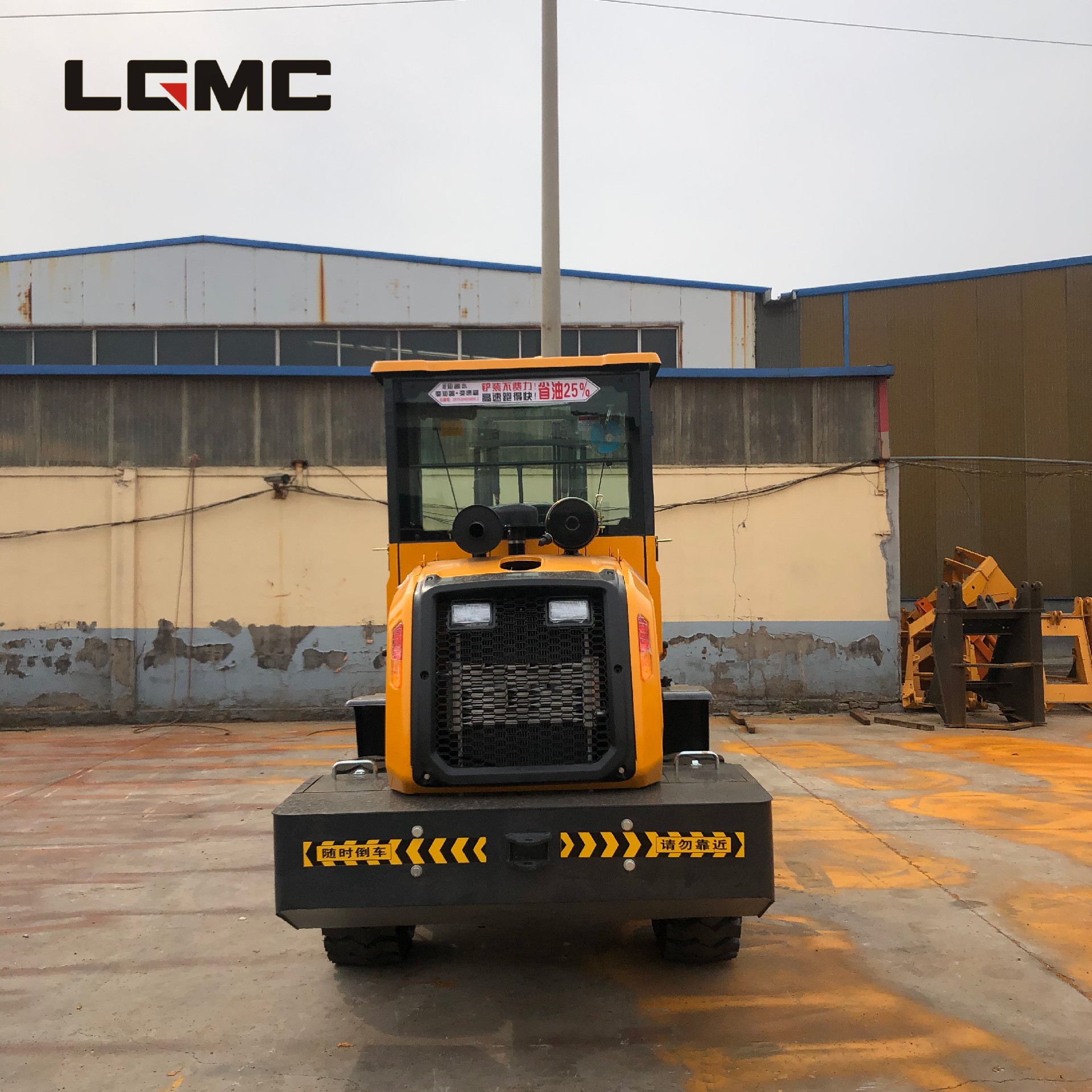 LC35F OFF-ROAD FORKLIFT