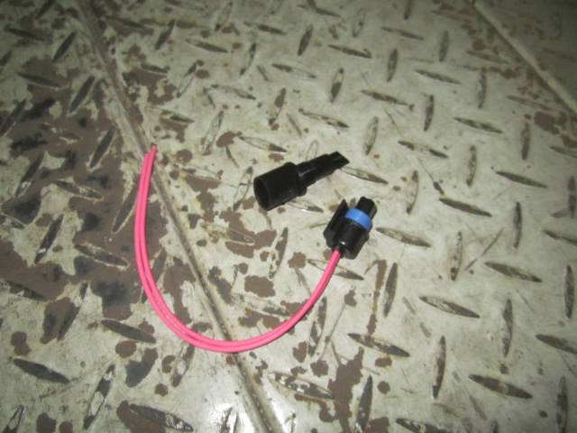 08C0932		sensor connector