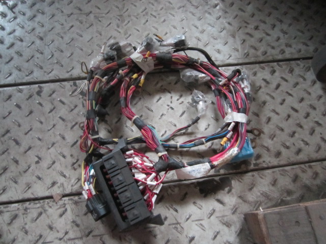 08C1303		Control box wiring harness