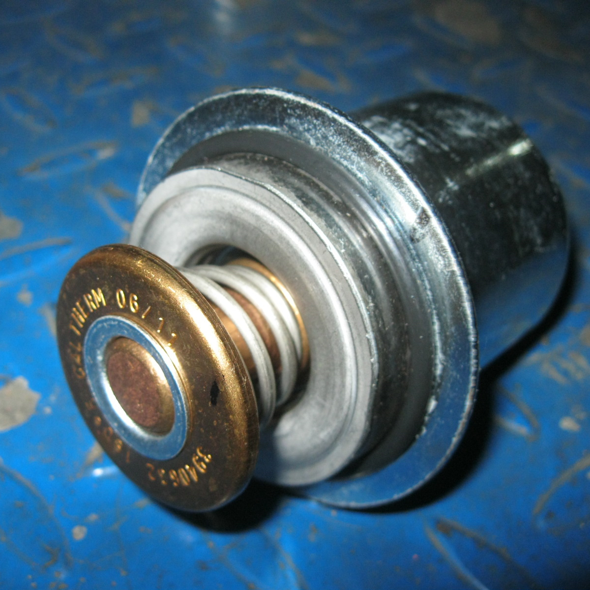 SP105373	3940632	thermostat