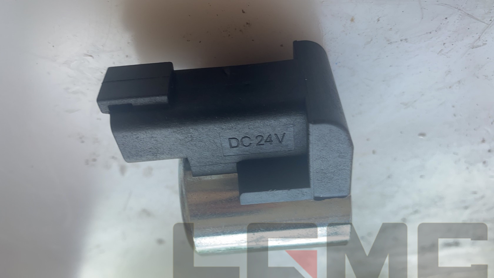 R225-7 Solenoid Valve