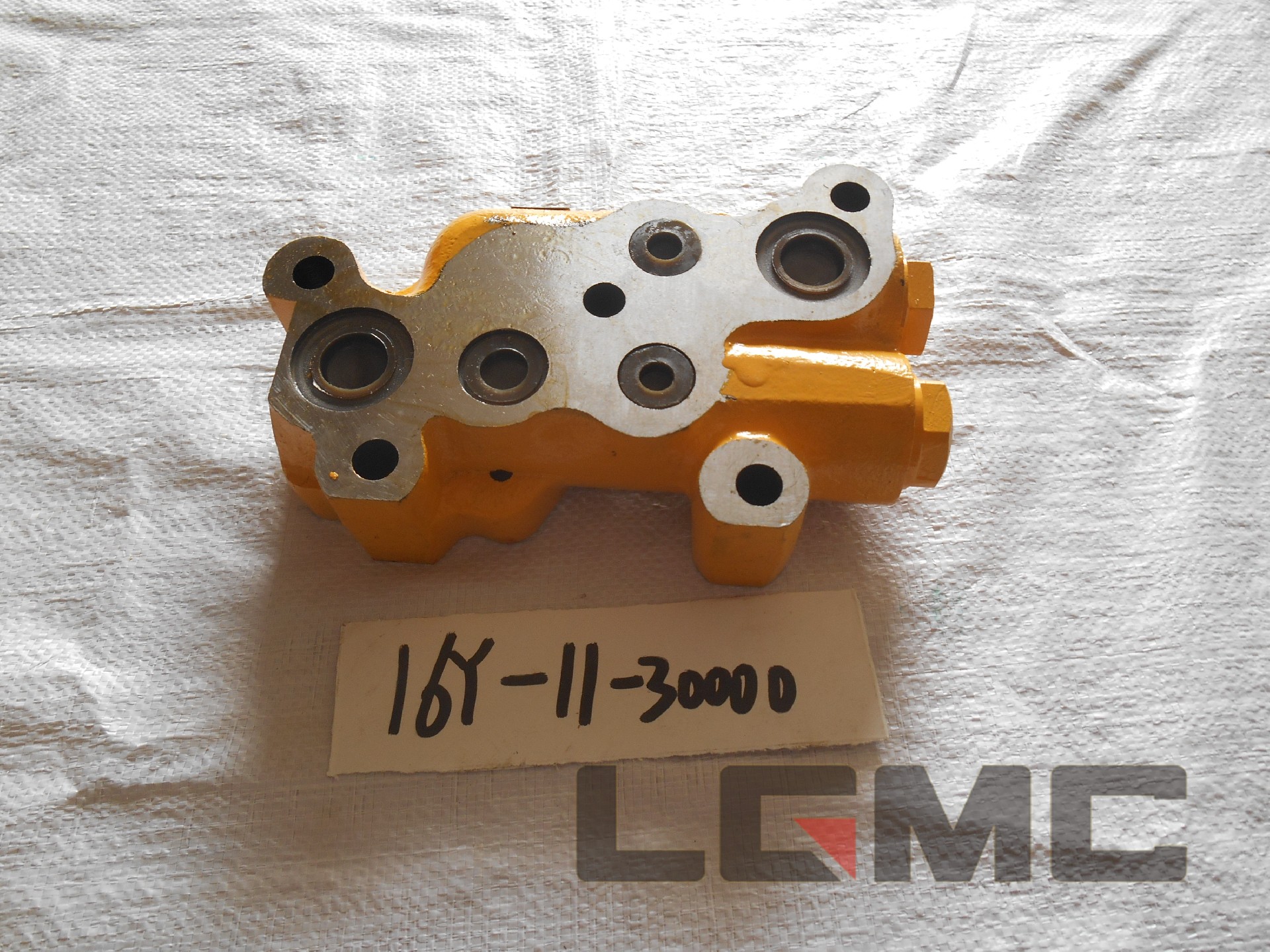 16Y-11-30000 Combination valve