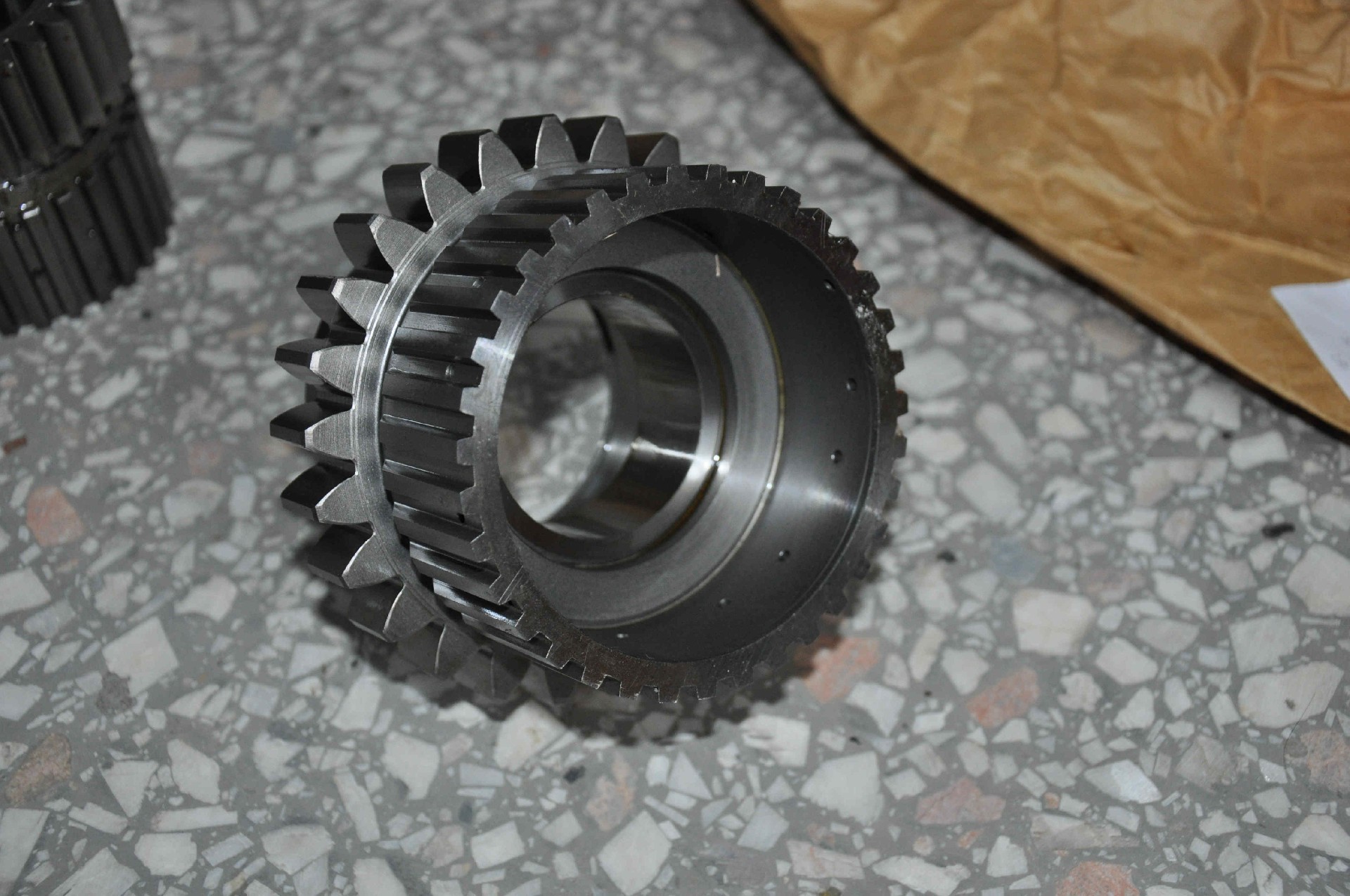 4644351004 gear
