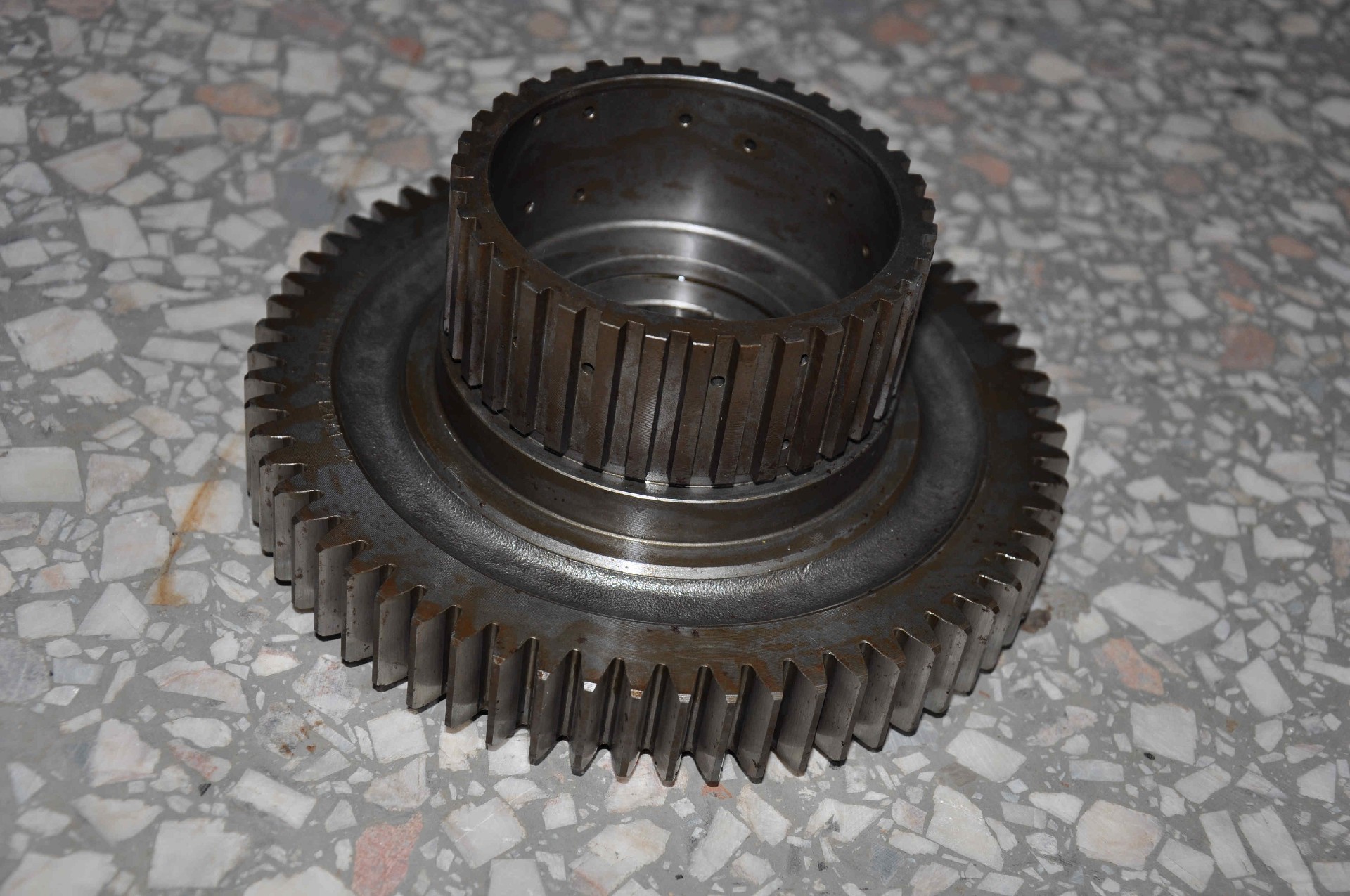 4644351090 gear