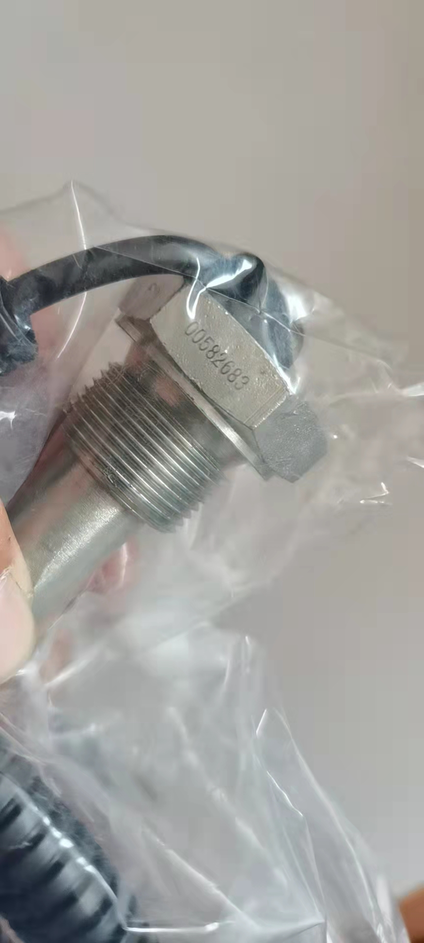 VOE20829076 sensor