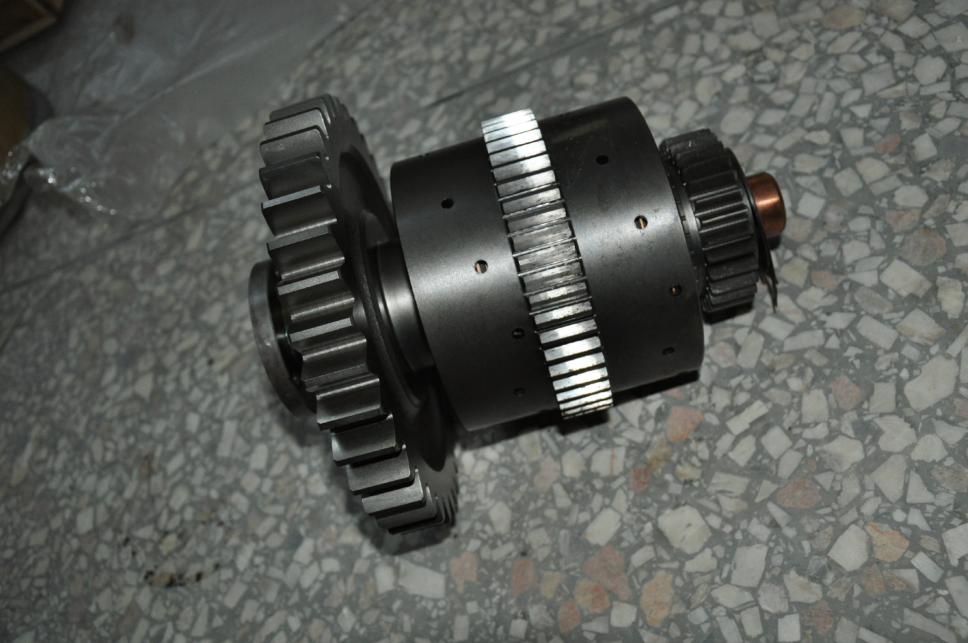 ZF.4644153	Clutch drum assembly