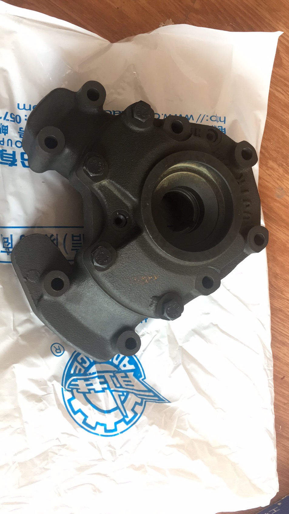 ZF.0501004171	GEAR PUMP