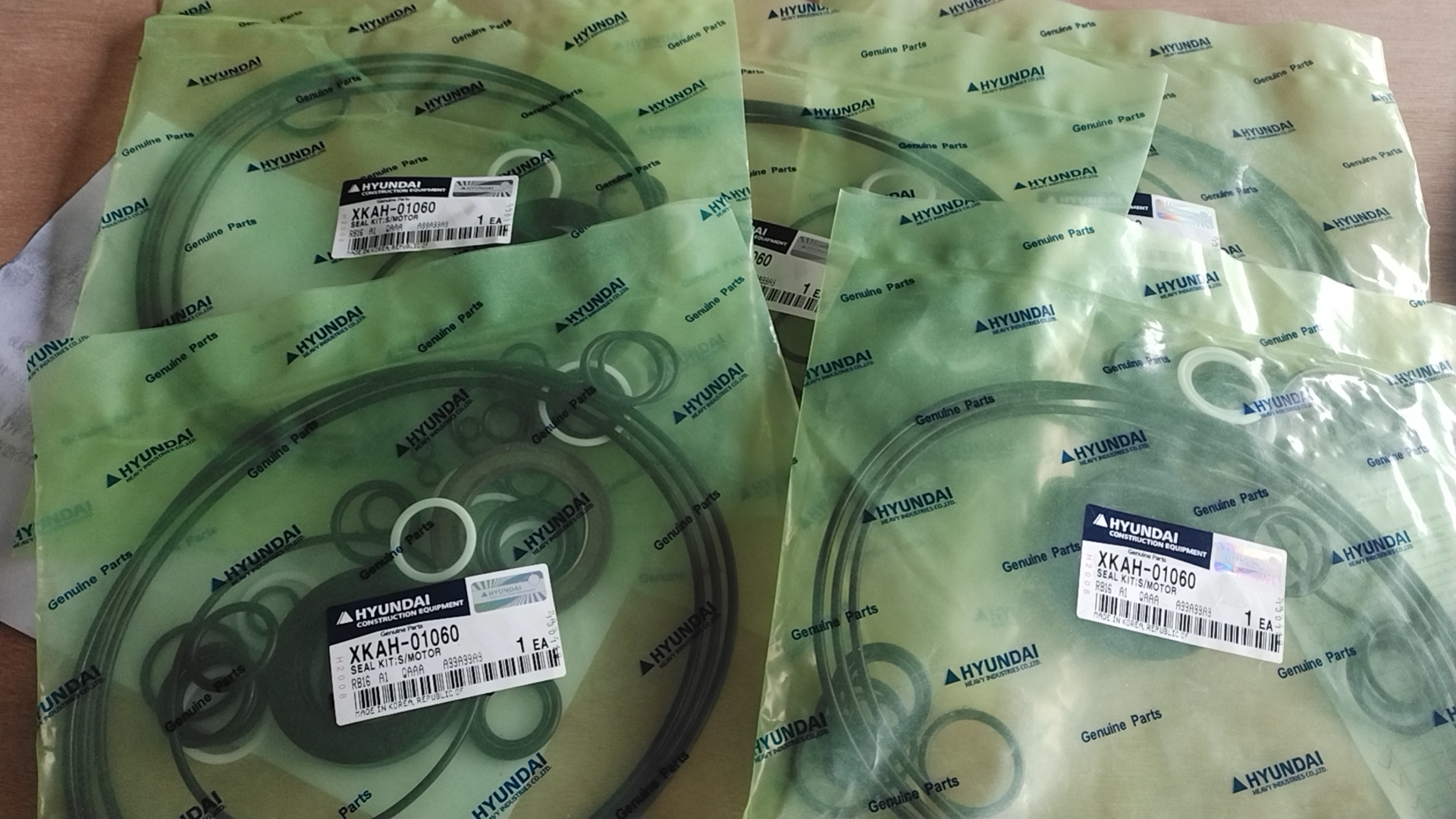 3 XKAH-01060 seal kit